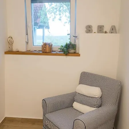 Hegyestu-laba Vendeghaz Zánka